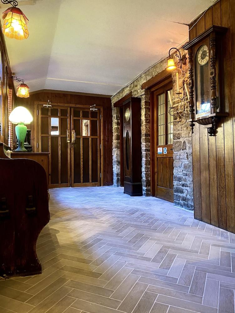 The Dusthole Hotel Шептън Малет Екстериор снимка